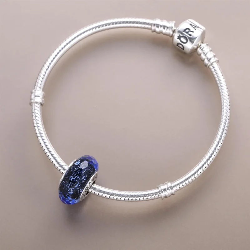 (bilde for) Pandora Iridescent Blue Faceted Glass Charm - 791646 - Vis 4
