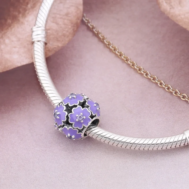 (bilde for) PANDORA lilla blomstersmykke - PD0021-1K - Vis 4
