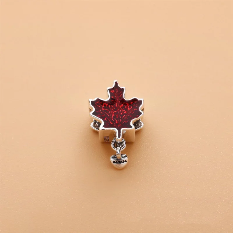(bilde for) Pandora Maple leaf silver hengende charm with red enamel - 797207EN07 - Vis 2