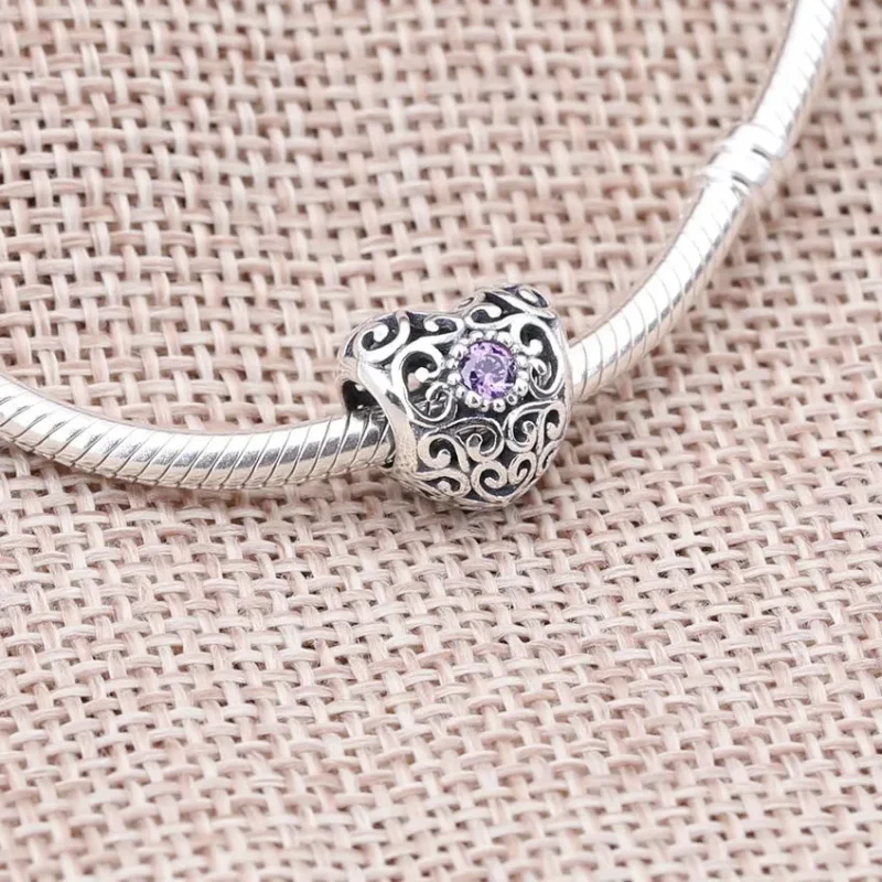 (bilde for) Pandora March Signature Heart Charm - 791784NAB - Vis 2