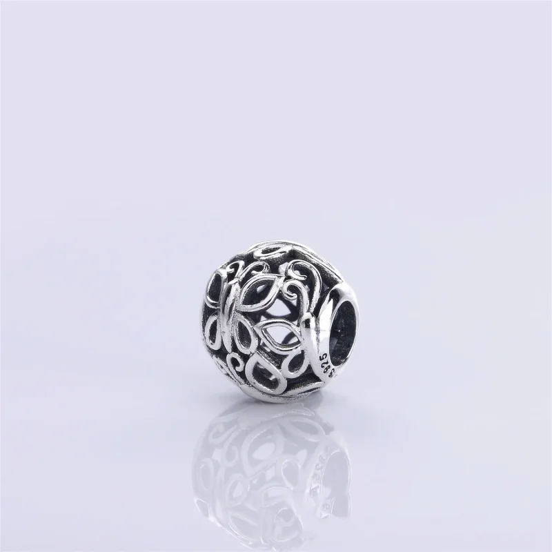 (bilde for) Pandora Openwork Butterfly Swarm Charm - 790895 - Vis 3