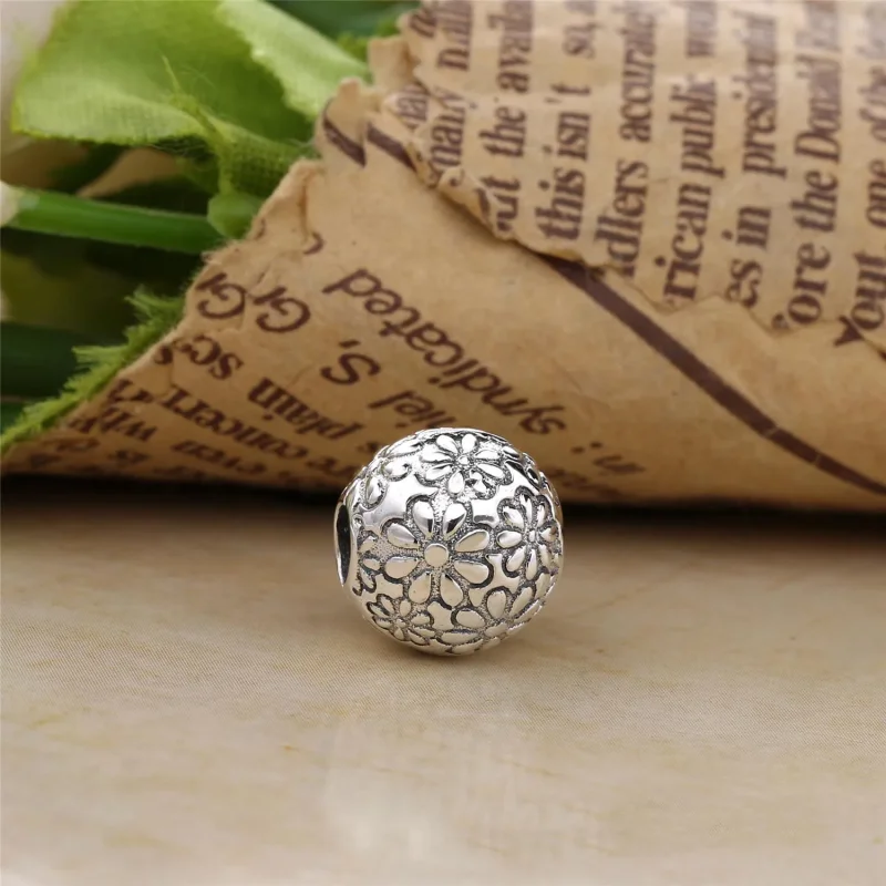 (bilde for) Pandora Prestekrage, clip - 791013 - Vis 2