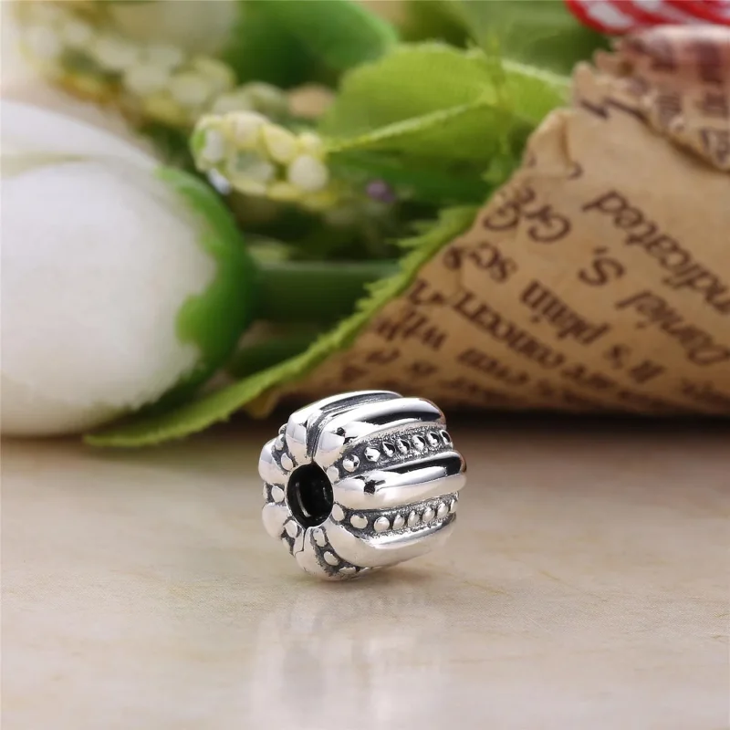 (bilde for) Pandora Prikker og Riller Tønneformet Charm - 790446 - Vis 3