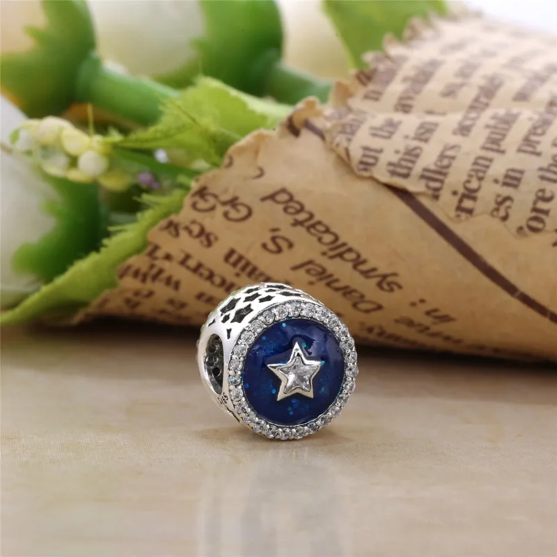 (bilde for) PANDORA Radiant Hearts Star Charm - sczsTJ5V - Vis 2