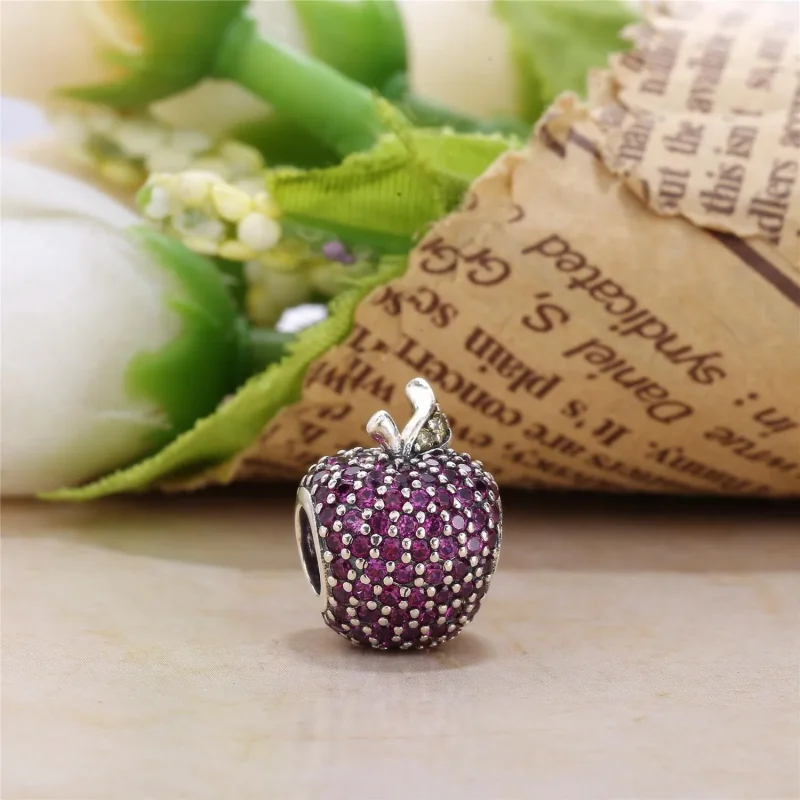 (bilde for) Pandora Red Pavé Apple Charm - 791485CFR - Vis 3