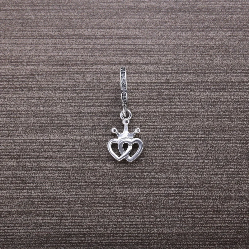 (bilde for) Pandora Sammenlåste kronede hjerter sølv dingler med klar cubic zirconia og rosa - Vis 2