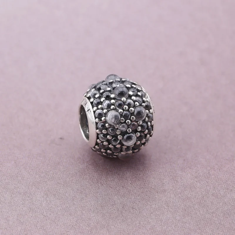 (bilde for) Pandora Shimmering Droplets Charm - 791755CZ - Vis 2
