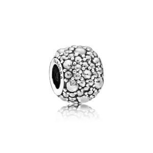 (bilde for) Pandora Shimmering Droplets Charm - 791755CZ