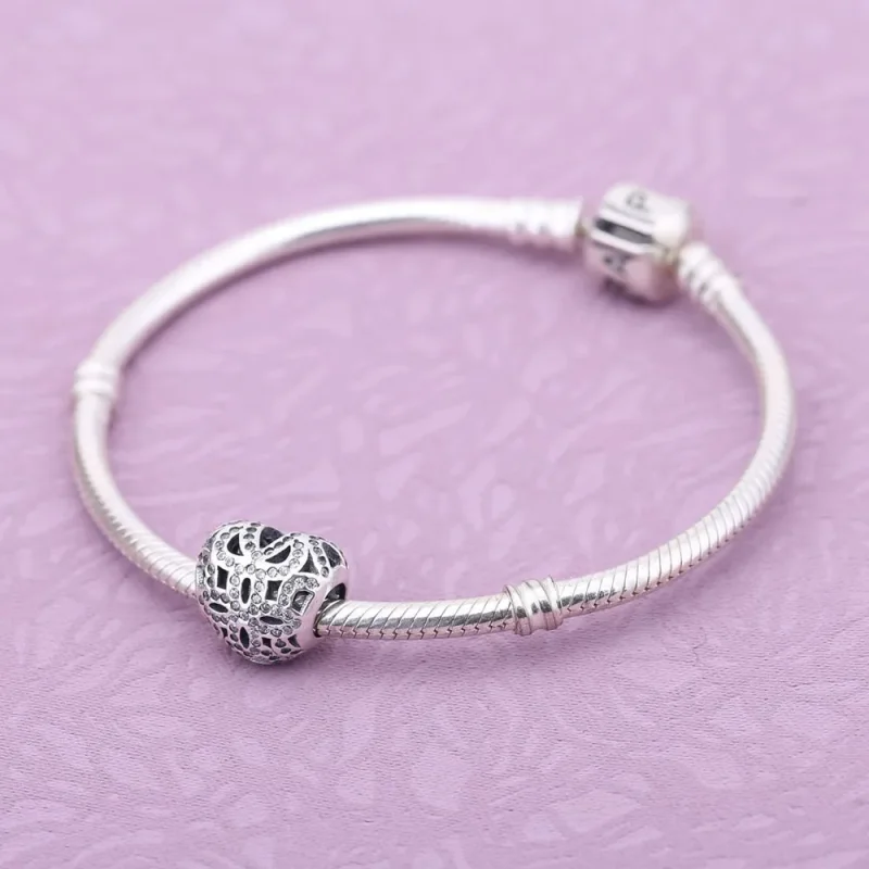(bilde for) Pandora Shimmering Lace Openwork Charm - 791284CZ - Vis 2