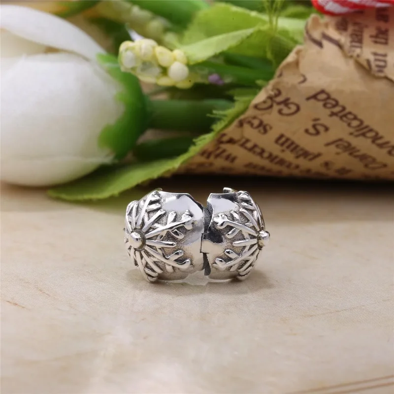 (bilde for) Pandora Silver Snowflake Clip Charm - 791232A - Vis 4
