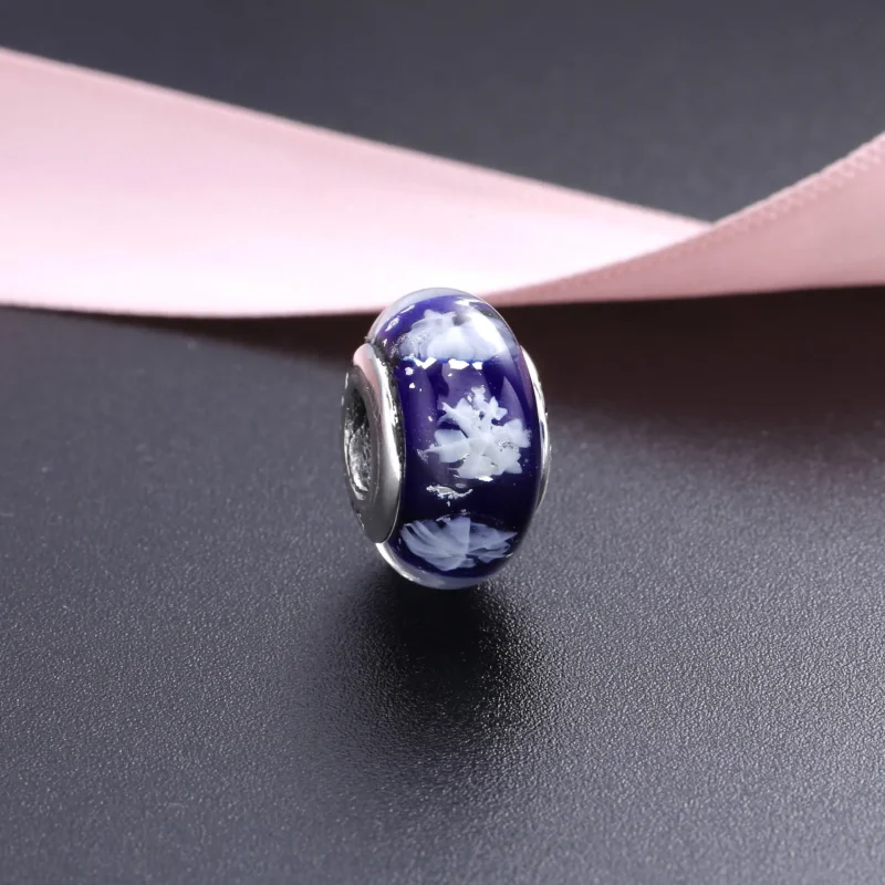(bilde for) PANDORA Snowflake Glass Murano Charm - PL00046-1 - Vis 2