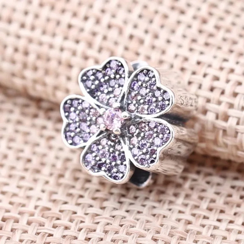 (bilde for) PANDORA Sparkling Primrose Charm - 791481pcz - Vis 2