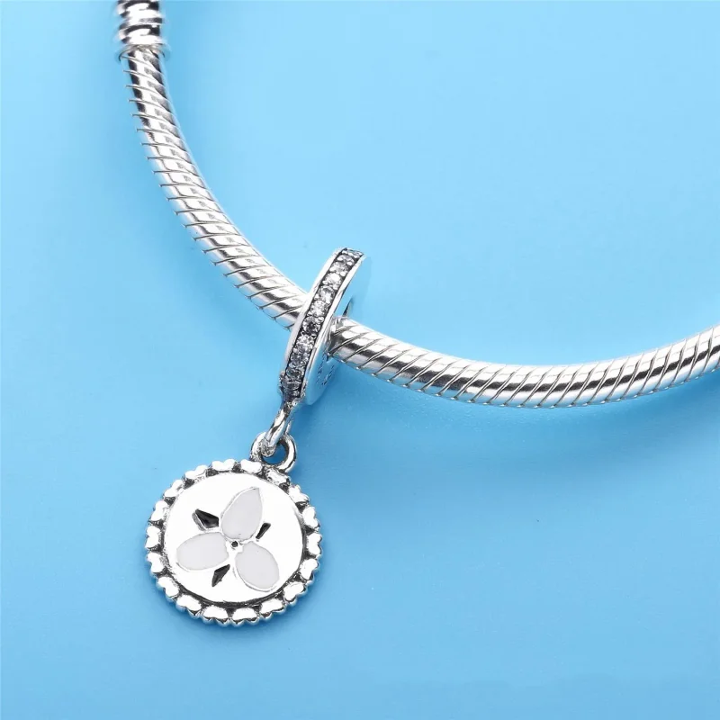 (bilde for) PANDORA Trillium Flower Dingle Charm - ENG792018_10 - Vis 4