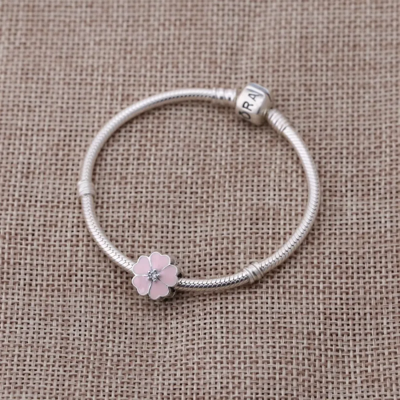 (bilde for) PANDORA White Primrose Clip - 791822EN12 - Vis 3