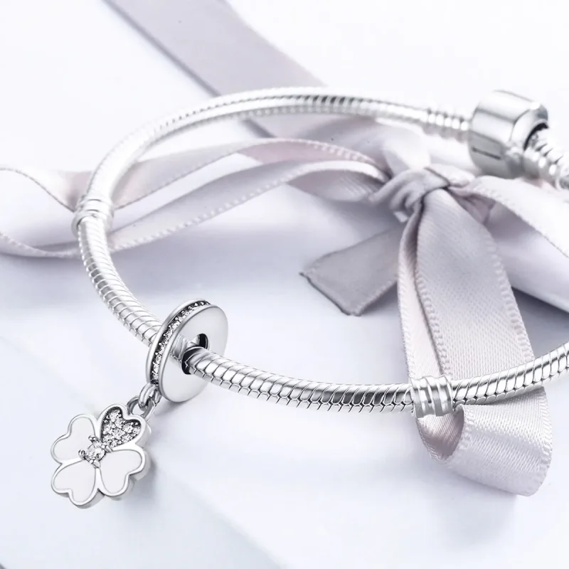 (bilde for) Pandora Style Silver Clover Dingle - SCC259 - Vis 5