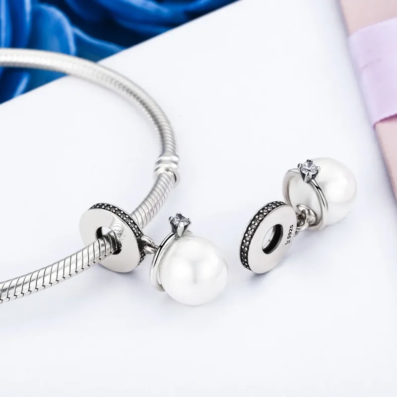 (bilde for) Pandora Style Silver Elegant Pearls Dangle - SCC137 - Vis 4