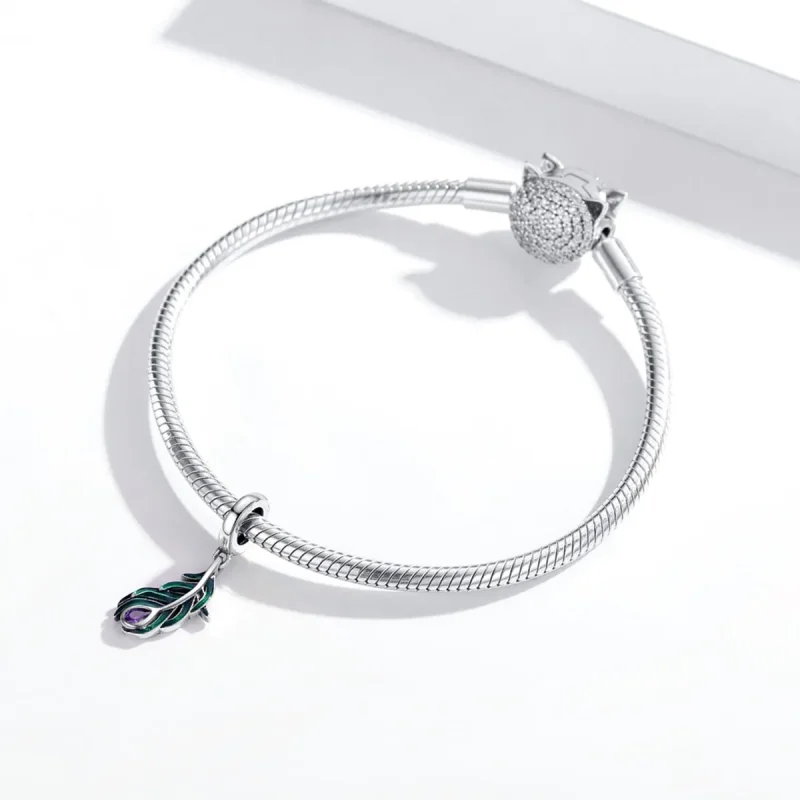 (bilde for) Pandora Style Silver Peakok Feather Dingle - SCC1704 - Vis 3