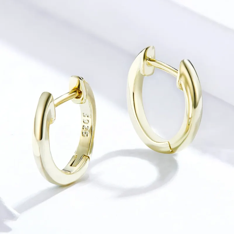 (bilde for) Pandora Style 18 karat gullbelagte enkle bøyle øredobber - SCE808 - Vis 3