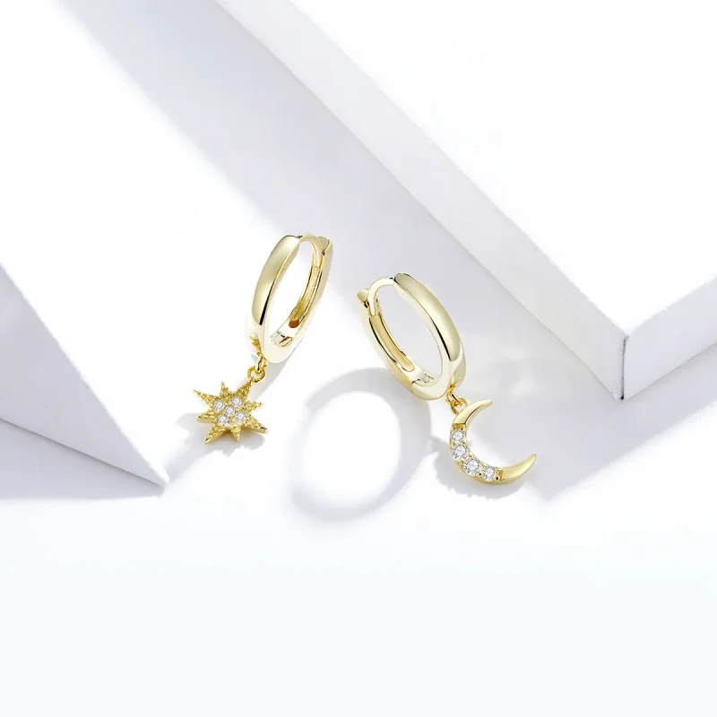 (bilde for) Pandora Style 18 karat gullbelagte Moon & Star Dangle øredobber - SCE785 - Vis 4