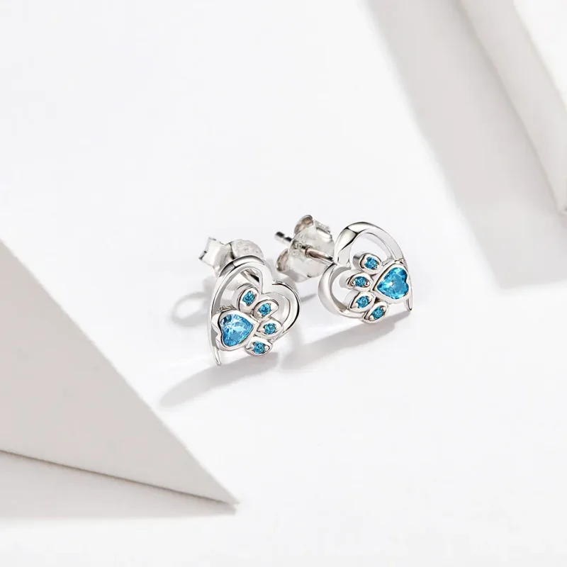 (bilde for) Pandora Style Silver Caring Dog Paw Heart Stud øredobber - SCE654 - Vis 2