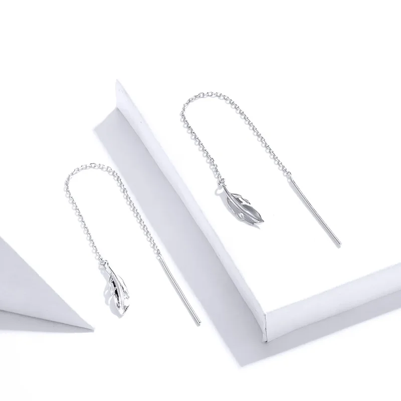 (bilde for) Pandora Style Silver Feather Dingle øredobber - SCE786 - Vis 4