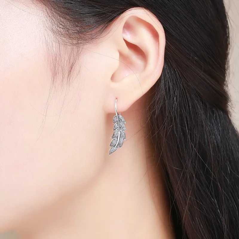 (bilde for) Pandora Style Silver Leaves forelsket hengende øredobber - SCE215 - Vis 4