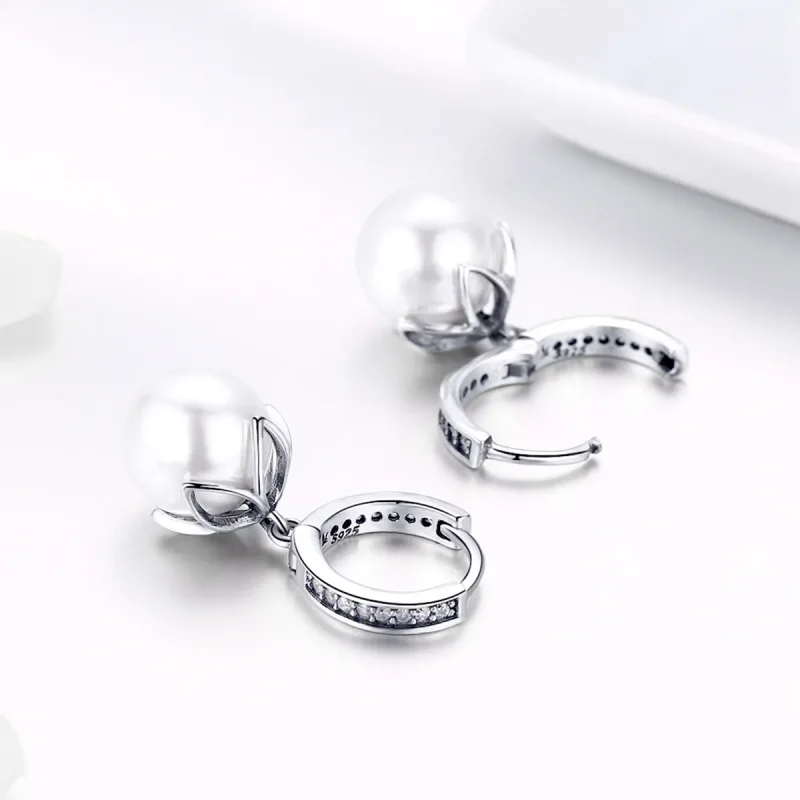 (bilde for) Pandora Style Sølv Gentle Love Hengende øredobber - SCE482 - Vis 3