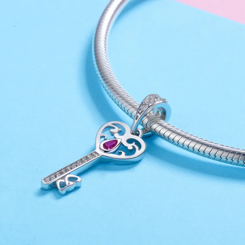 (bilde for) Pandora Style Silver The Key to Happiness Pendant - SCC791 - Vis 3