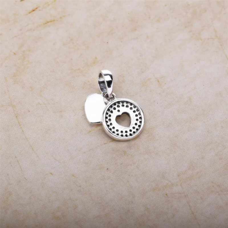 (bilde for) PANDORA Celebration Hearts, Clear CZ Pendant Halskjede - 390404cz-70 - Vis 3
