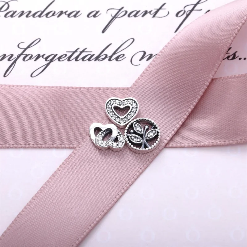(bilde for) Stor PANDORA flytende medaljon og Love & Family Petites-kjede - R800064 - Vis 5