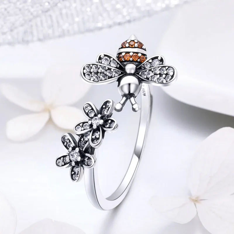 (bilde for) Pandora Style Silver Story of The Bee Ring - SCR422 - Vis 2