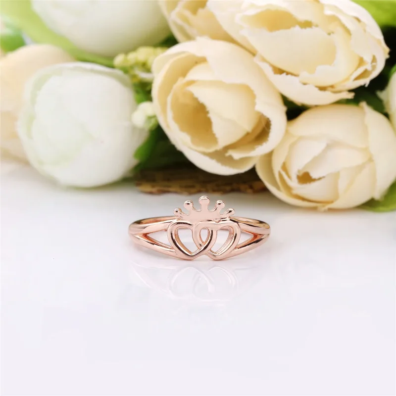 (bilde for) Interlocked crowned hearts PANDORA Rose ring - 187685 - Vis 3