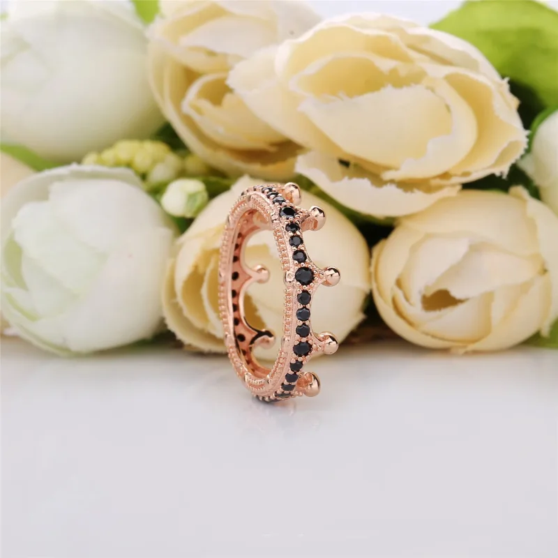 (bilde for) Pandora Crown 14k rose gold-plated ring with black crystal - 187087NCK - Vis 2