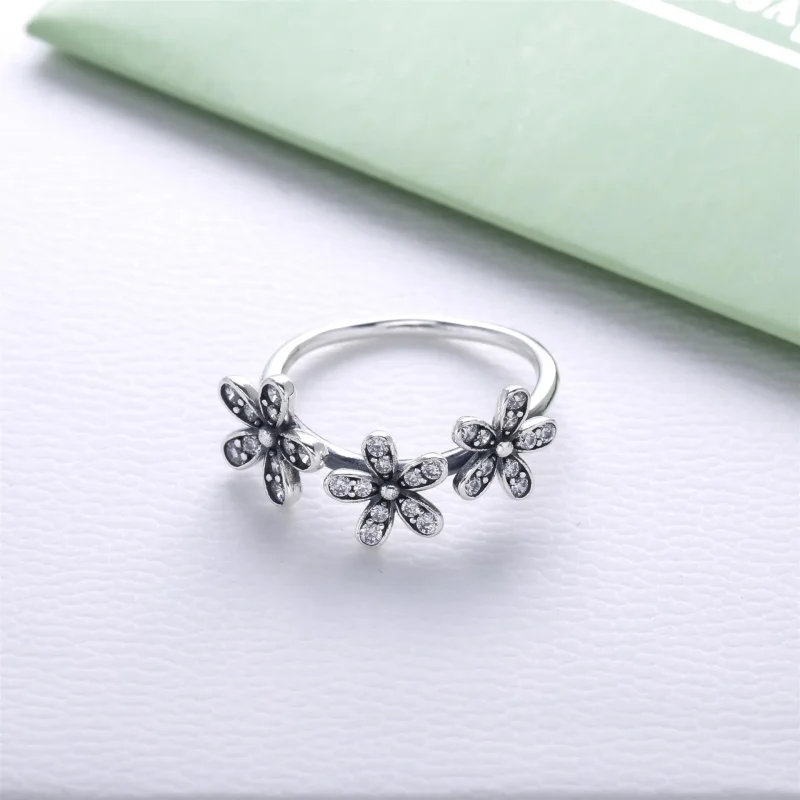 (bilde for) Pandora Dazzling Daisies - 190933CZ - Vis 2