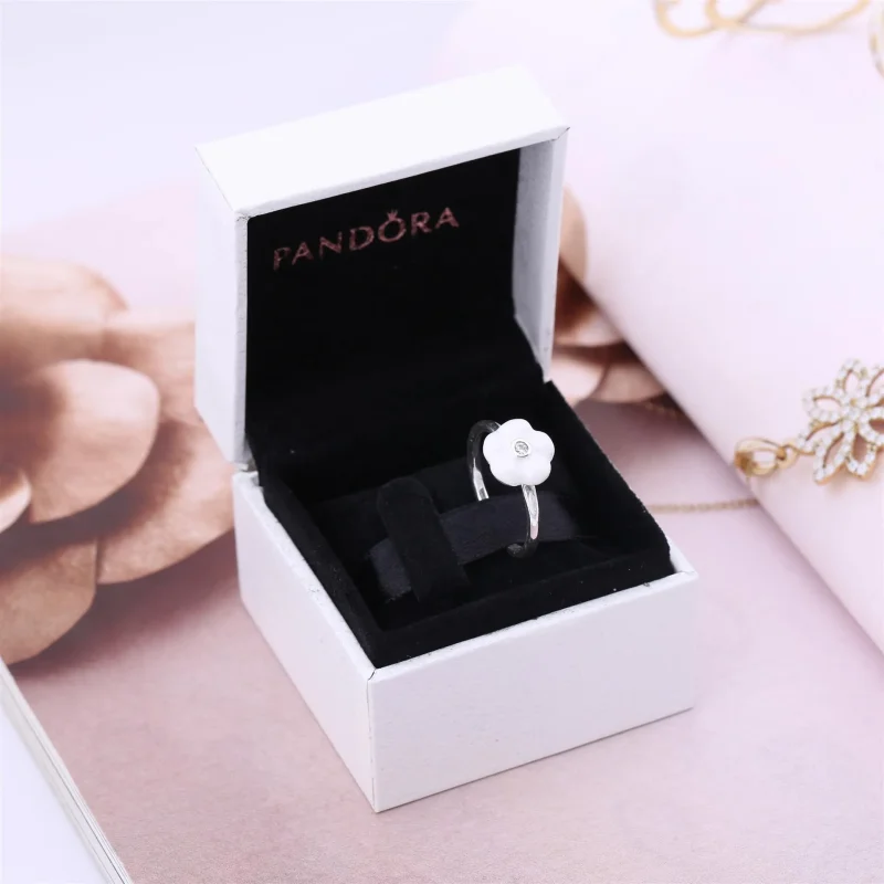 (bilde for) Pandora Floral silver ring with mother of pearl and clear cubic zirconia - 19099 - Vis 2
