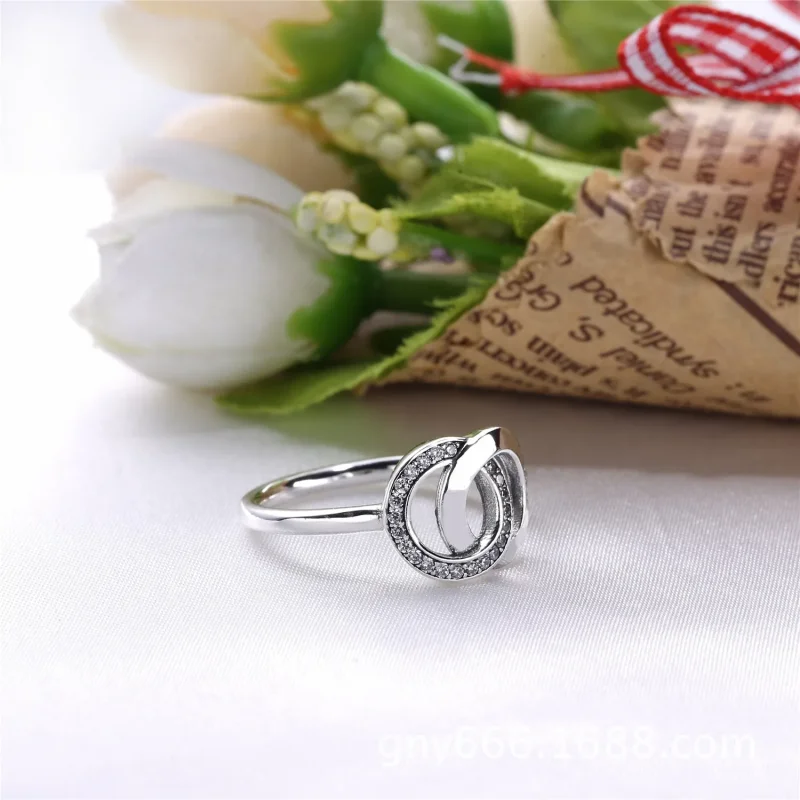 (bilde for) PANDORA logo silver ring with clear cubic zirconia - 196326CZ - Vis 4