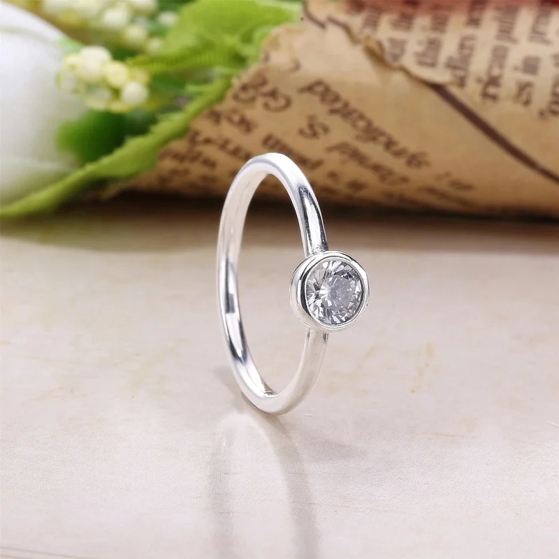 (bilde for) PANDORA Petite Circle Ring, Klar CZ - 191043CZA - Vis 2
