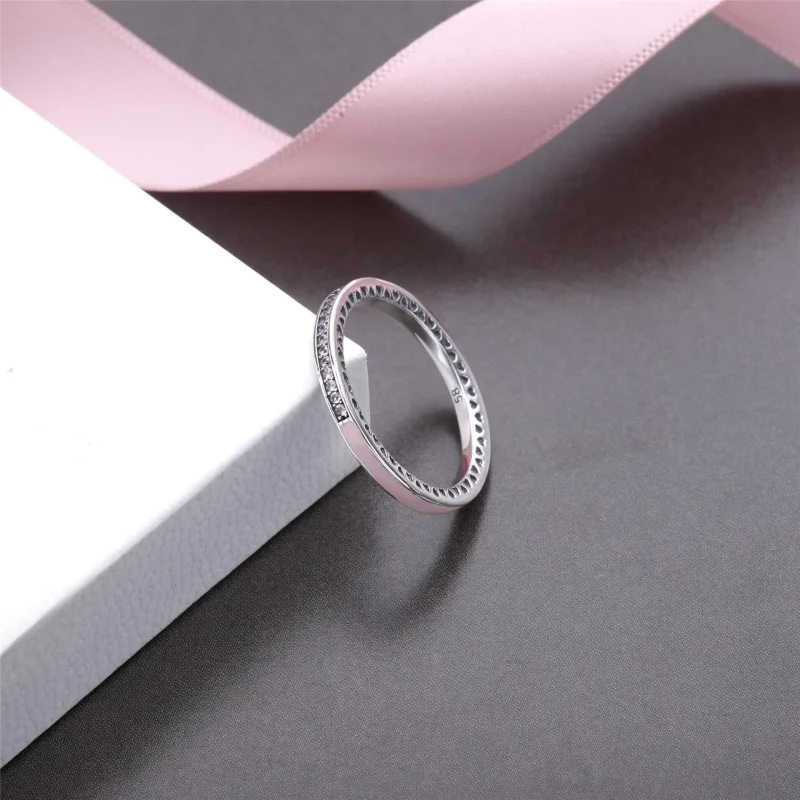 (bilde for) Pandora Silver ring with cerise crystal and orchid enamel - 191011NCC - Vis 3