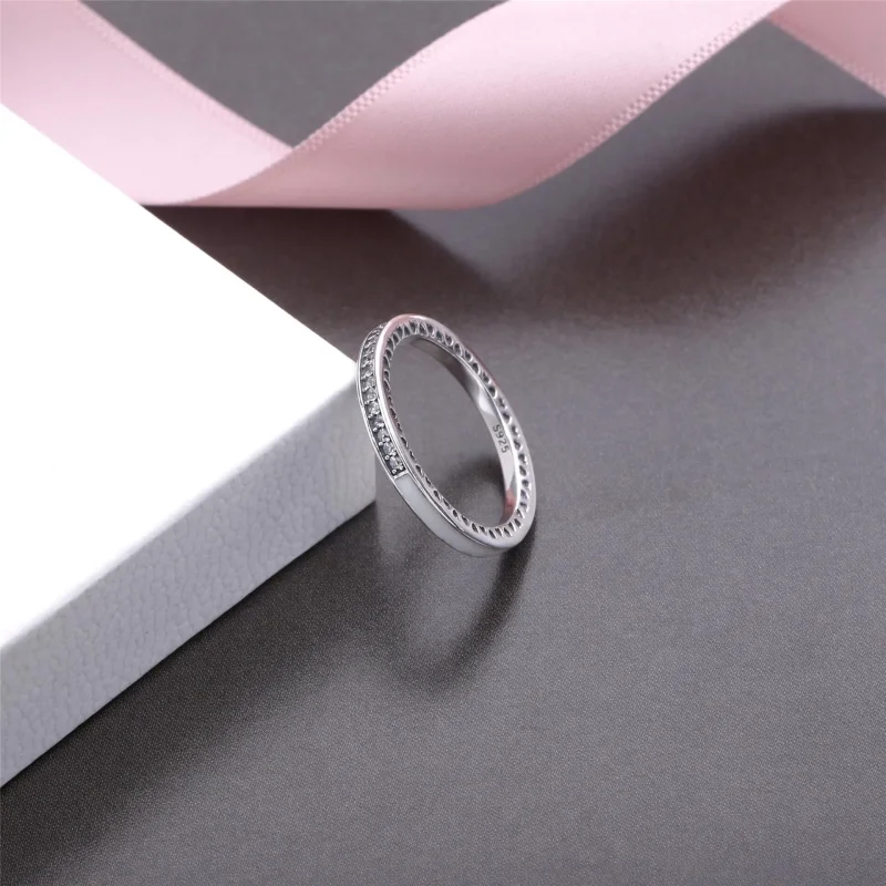 (bilde for) Pandora Silver ring with cerise crystal and orchid enamel - 191011NCC - Vis 4
