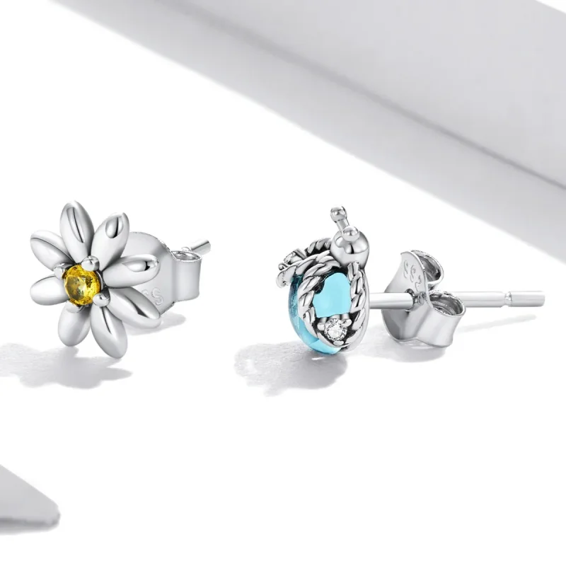 (bilde for) Pandora Style Asymmetriske Daisy Ladybug Stud øredobber - SCE1364 - Vis 2