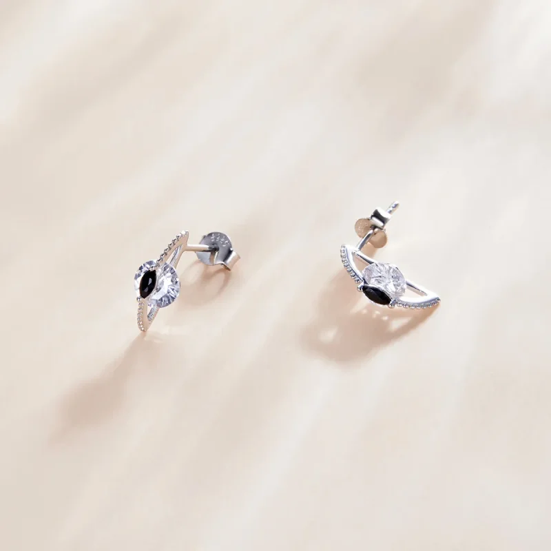 (bilde for) Pandora Style Between Black and White Stud øredobber - SCE1036 - Vis 3