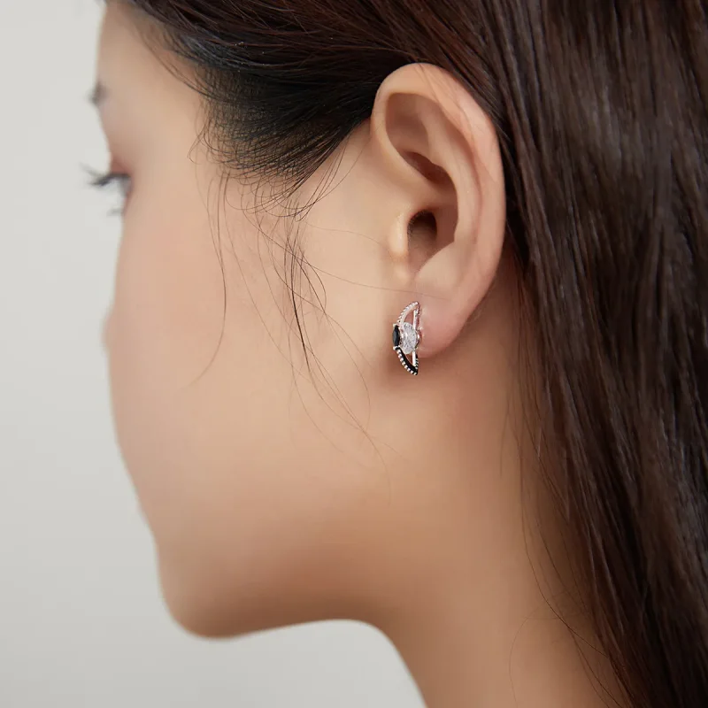 (bilde for) Pandora Style Between Black and White Stud øredobber - SCE1036 - Vis 6