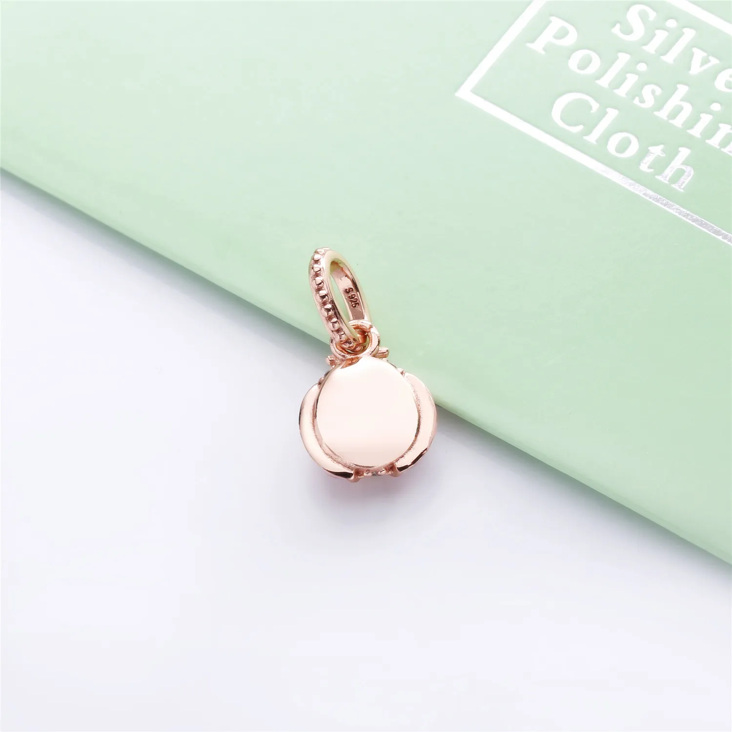 Pandora Rosa Marihøne Anheng - 387909EN160