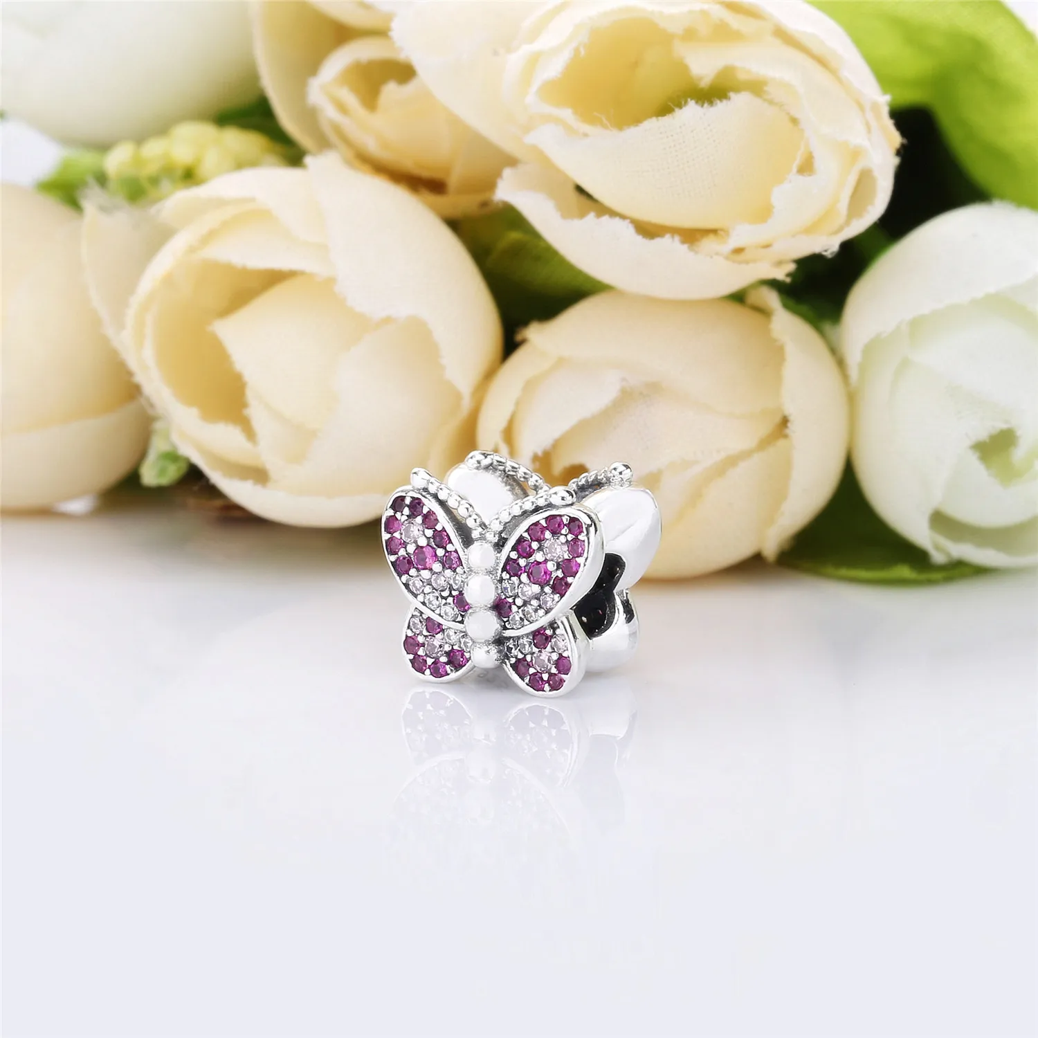 Pandora Rosa Pavé Sommerfugl Charm - 797882NCCMX