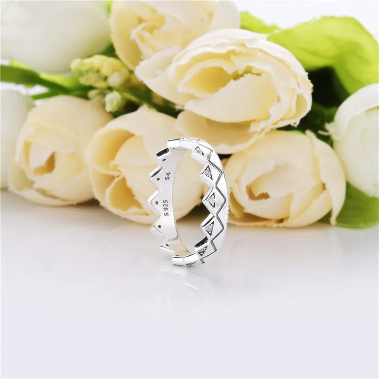 Pandora Crown silver ring with clear cubic zirconia - 198033CZ