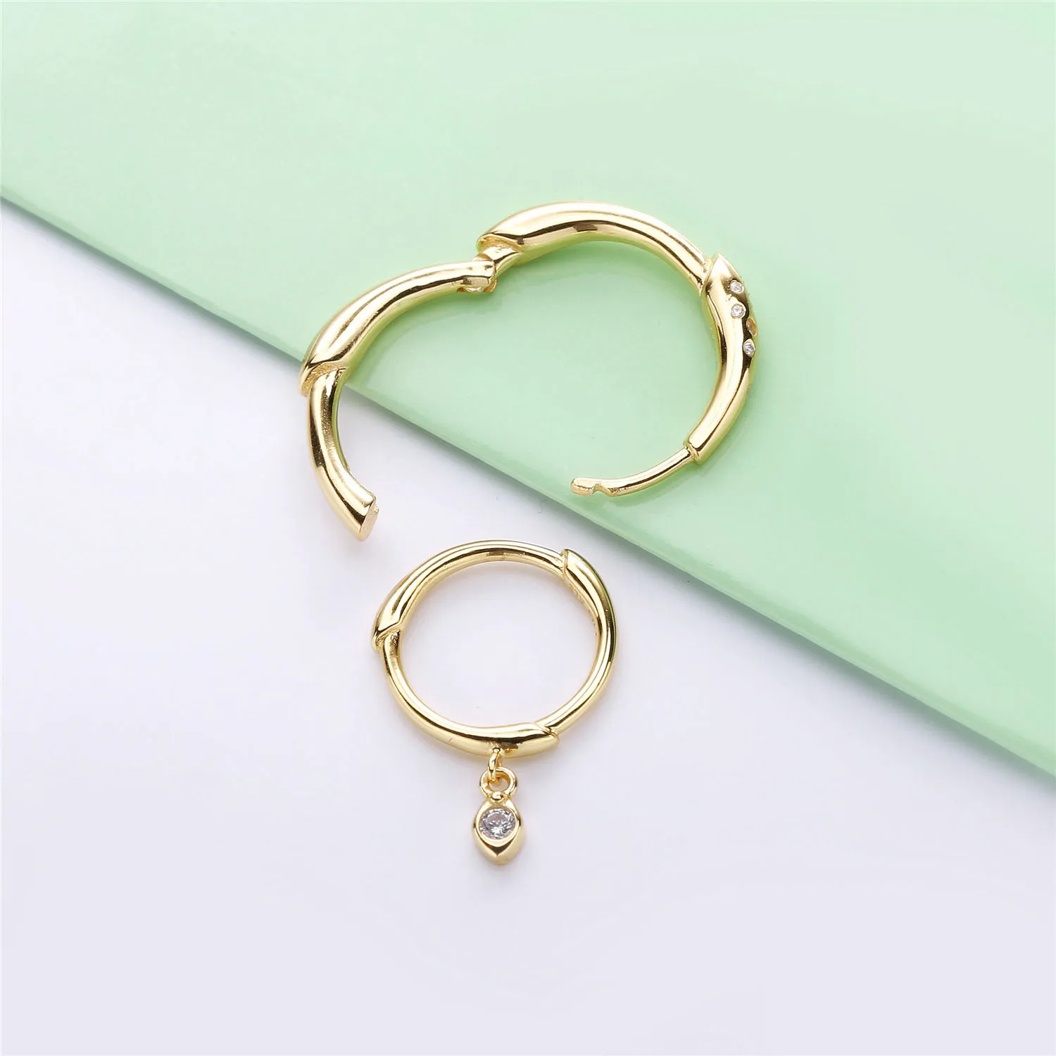 Øredobber med blomsterstamme, Pandora Shine™ - 267927CZ