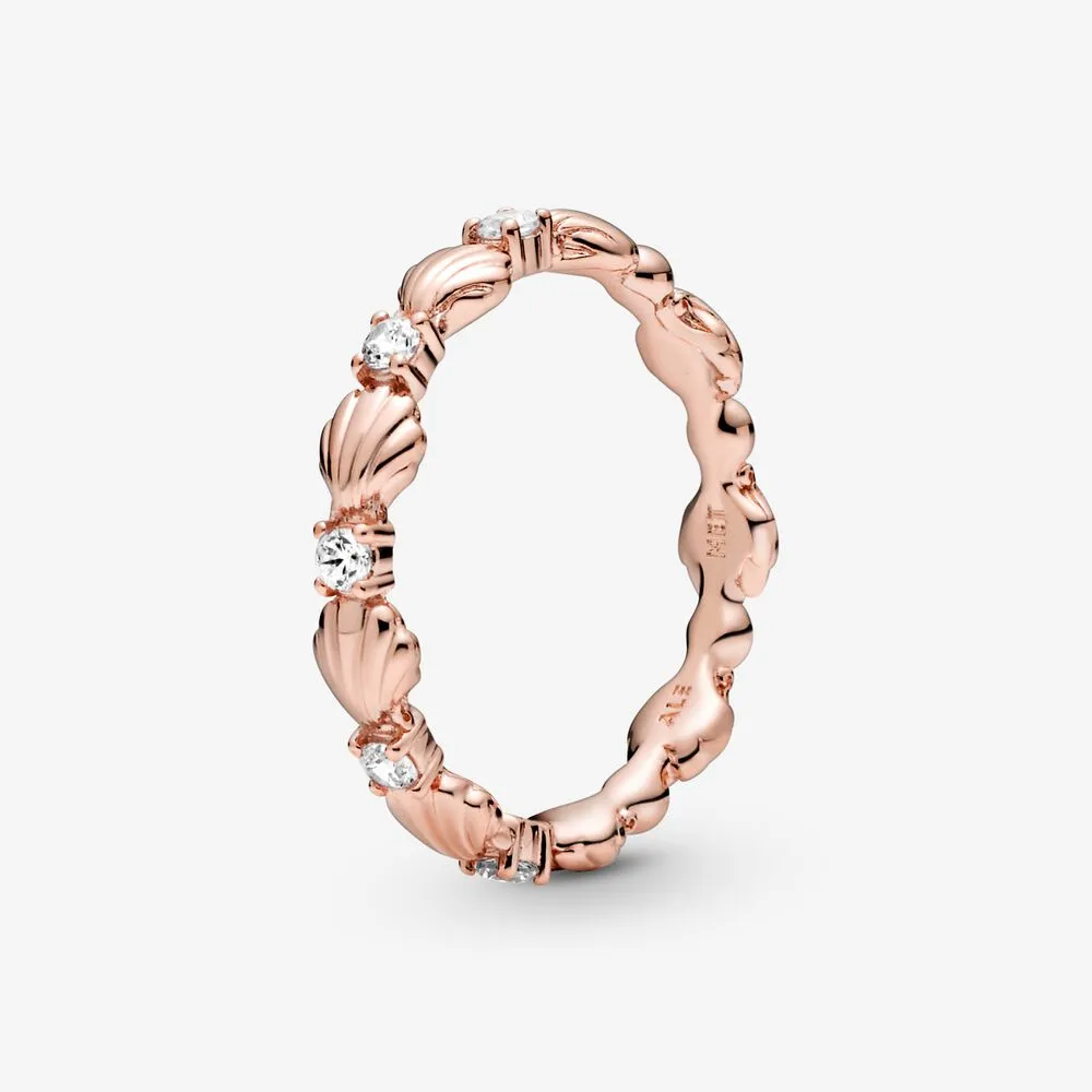 Pandora Funklende Skjellprydet Båndring - 188946C01