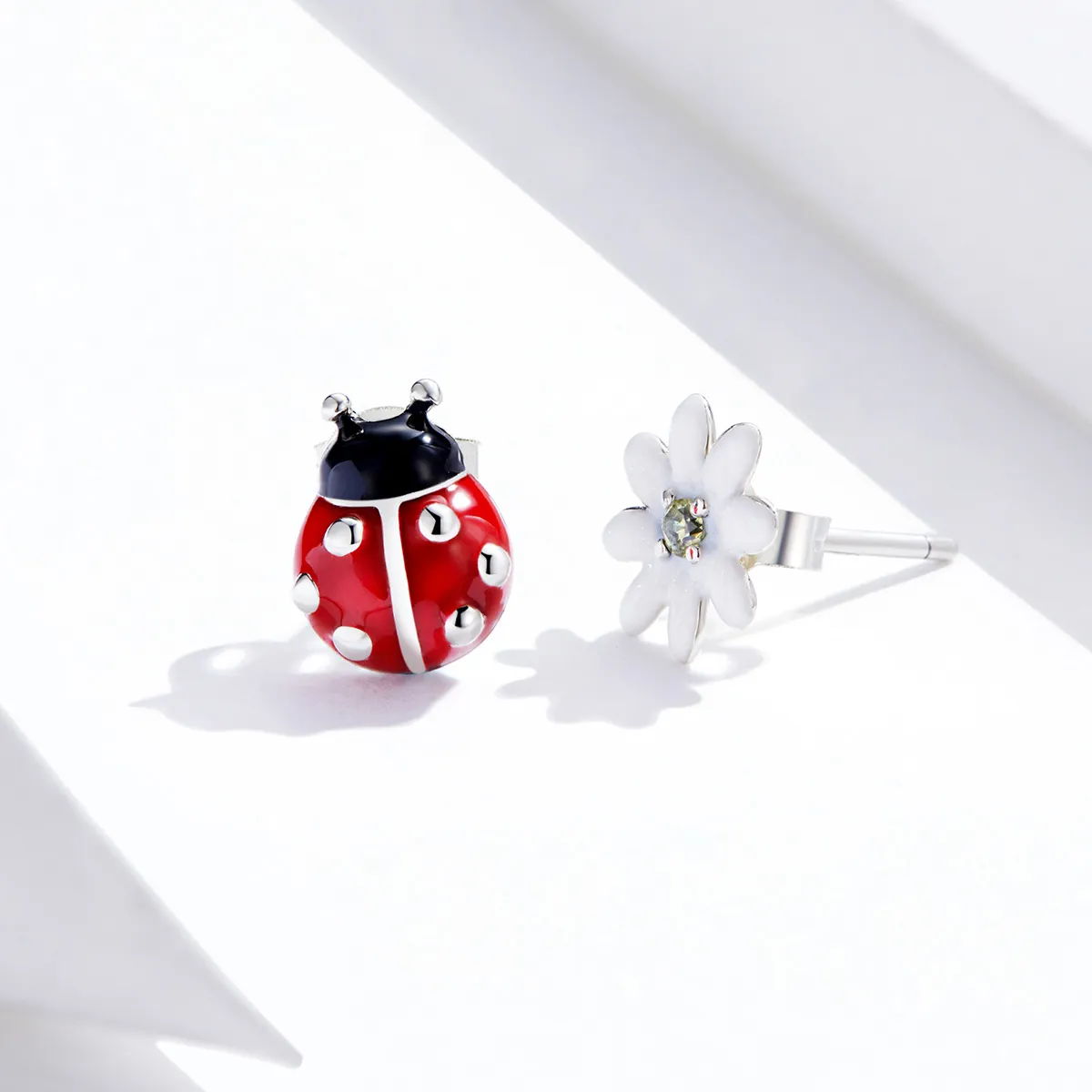 Pandora Style Silver Garden Alves Stud øredobber - SCE917