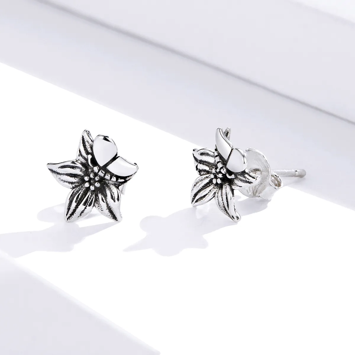 Pandora Style Sølv Butterfly Love Flowers Stud øredobber - SCE887