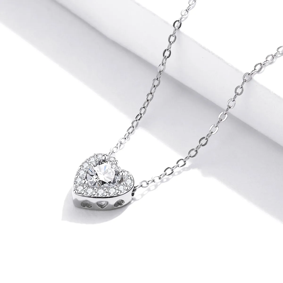 Pandora Style Bright Love Halskjede - SCN455